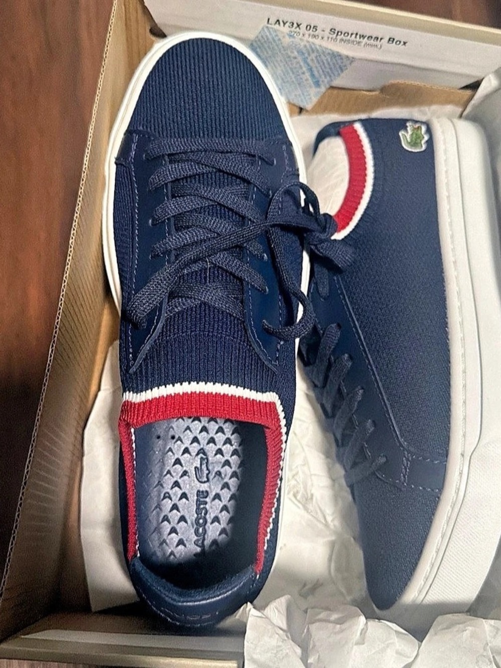 LACOSTE MENS LA PIQUEE SIZE 7 M